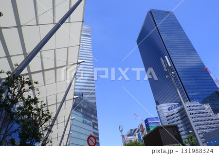東京駅八重洲口前の風景 東京駅八重洲口前の風景 131988324