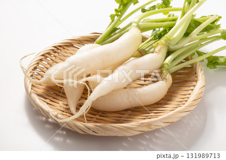 二十日大根(ミニ大根 白大根) 二十日大根(ミニ大根 白大根) 131989713