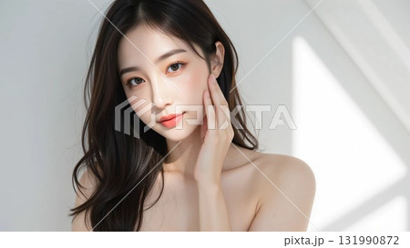 綺麗な女性のビューティーイメージ 131990872