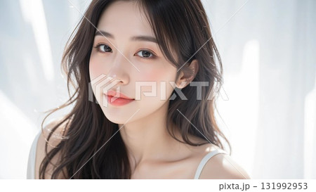 綺麗な女性のビューティーイメージ 131992953
