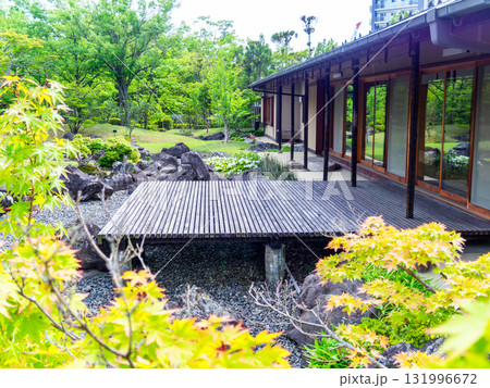 新緑の美しい風情豊かな庭園 新緑の美しい風情豊かな庭園 131996672