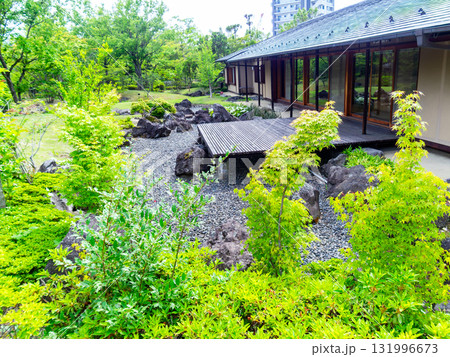 新緑の美しい風情豊かな庭園 新緑の美しい風情豊かな庭園 131996673