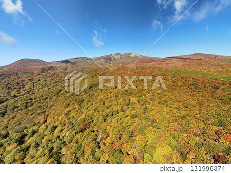 栗駒山の紅葉 空撮 栗駒山の紅葉 空撮 131996874