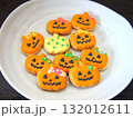 ハロウィンのアイシングクッキー 132012611