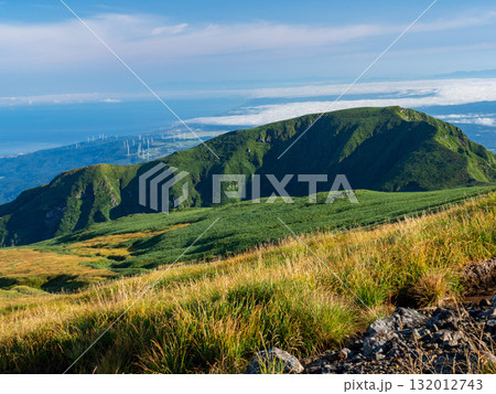 自然あふれる初秋の鳥海山　日本100名山　山形県 132012743