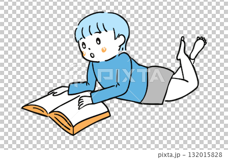 寝そべって本を読む男の子 132015828