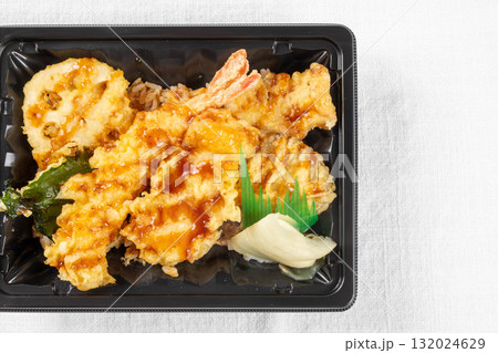 コンビニ弁当　天重 132024629