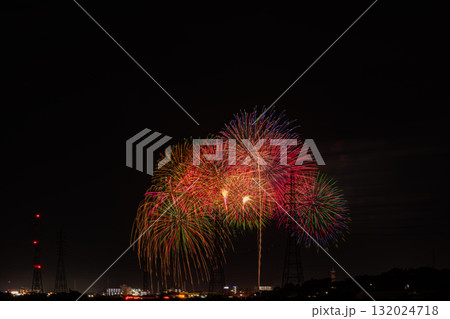 田原市の渥美半島花火大会の風景(愛知県) 132024718