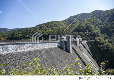 奥四万湖　四万ブルー　四万川ダム 132024823