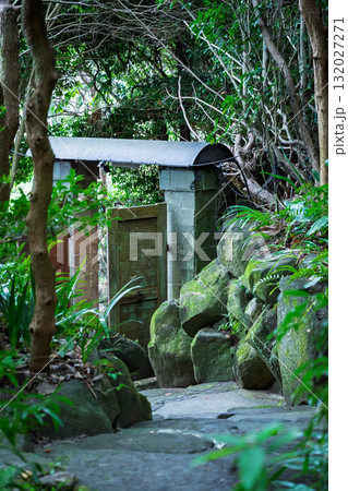 風の抜ける扉 132027271