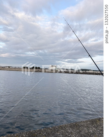 釣りをする人 釣りをする人 132027550