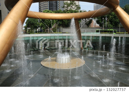シンガポールマリーナ地区にある富の泉 132027737