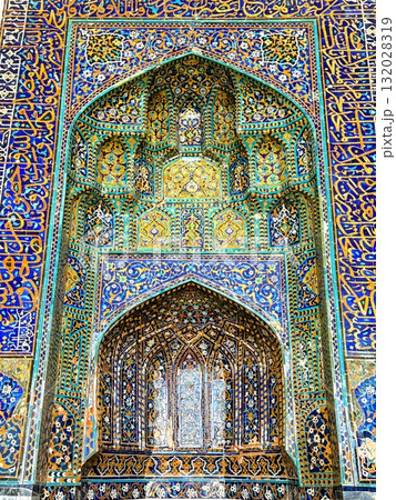 ウズベキスタン 132028319