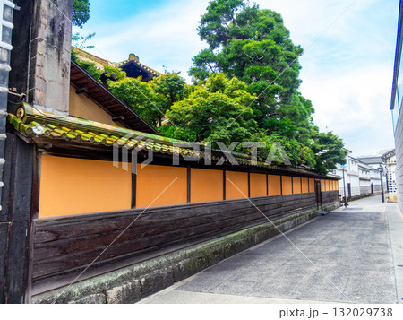 歴史が息づく風情豊かな倉敷美観地区の街並み 132029738