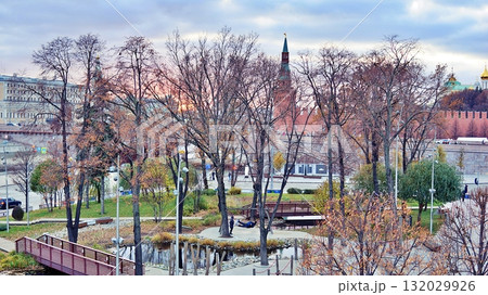 Zaryadye. Kremlin. Moscow. Golden autumn. Zaryadye. Kremlin. Moscow. Golden autumn. 132029926