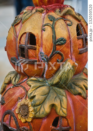 ハロウィンの置物 132030520