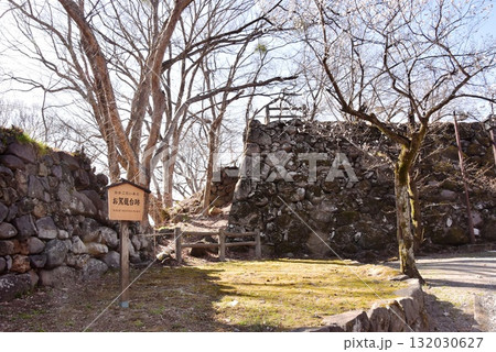 長野県 小諸城址懐古園の散策路とお駕籠台跡 長野県 小諸城址懐古園の散策路とお駕籠台跡 132030627