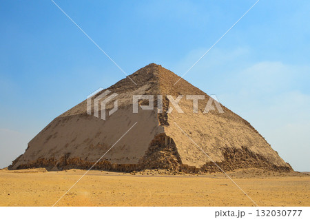 屈折ピラミッド ダハシュール 屈折ピラミッド ダハシュール 132030777