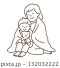 毛布にくるまる親子のイラスト　線のみ 132032222