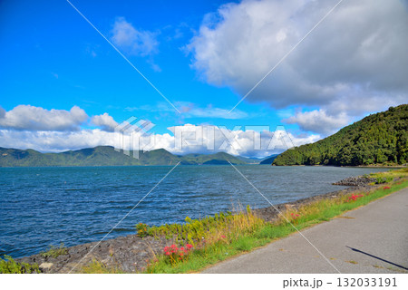 《滋賀県》琵琶湖の風景 長浜市高月町 《滋賀県》琵琶湖の風景 長浜市高月町 132033191