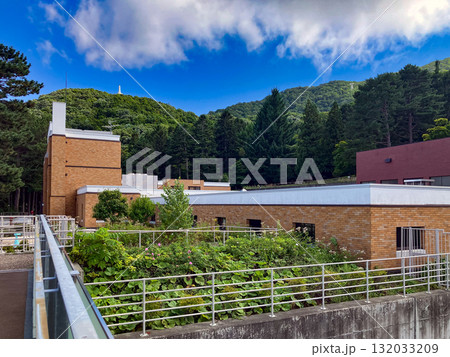 札幌市水道記念館(旧藻岩第一浄水場)2階テラス 札幌市中央区 晴天 札幌市水道記念館(旧藻岩第一浄水場)2階テラス 札幌市中央区 晴天 132033209