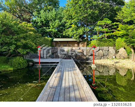 百合が原公園・日本庭園 水舞台 札幌市北区 新緑 百合が原公園・日本庭園 水舞台 札幌市北区 新緑 132033628