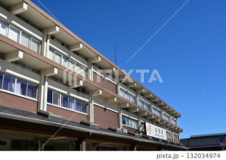 松阪駅（紀勢本線・名松線）の中央口 132034974