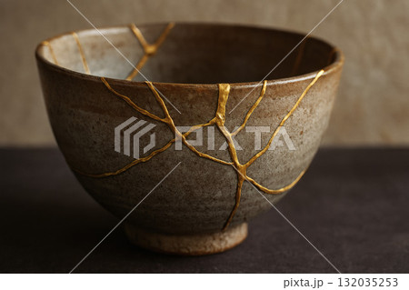 金継をした器 132035253