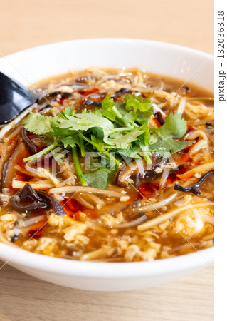 おいしい酸辣湯麺 132036318