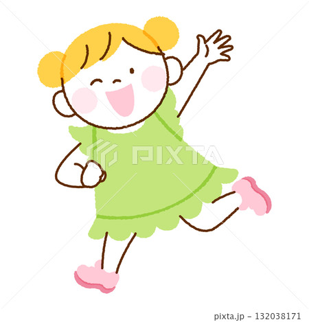 笑顔で手を上げて元気に走るかわいい女の子のイラスト 132038171