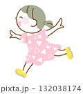 笑顔で元気に走るかわいい女の子のイラスト 笑顔で元気に走るかわいい女の子のイラスト 132038174