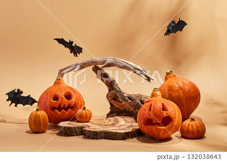 Halloween podium display for product 132038643
