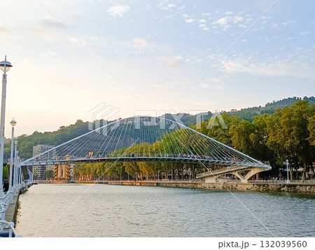 Zubizuri footbridge across Nervion river, Bilbao, Spain Zubizuri footbridge across Nervion river, Bilbao, Spain 132039560