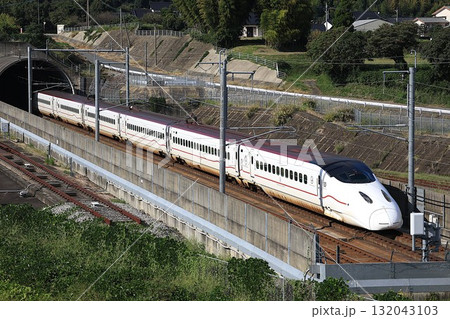【JR九州】800系1000番台「つばめ」(九州新幹線:博多〜新鳥栖) 【JR九州】800系1000番台「つばめ」(九州新幹線:博多〜新鳥栖) 132043103