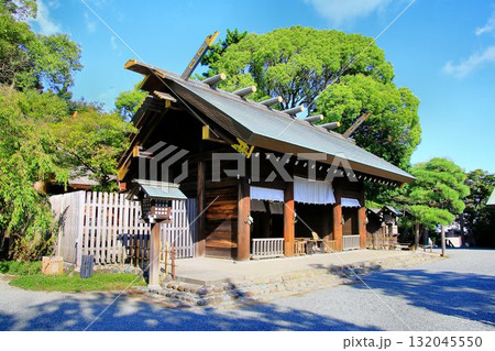 横浜・伊勢山の丘に鎮座する… 桜花が社紋の【伊勢山皇大神宮】 132045550