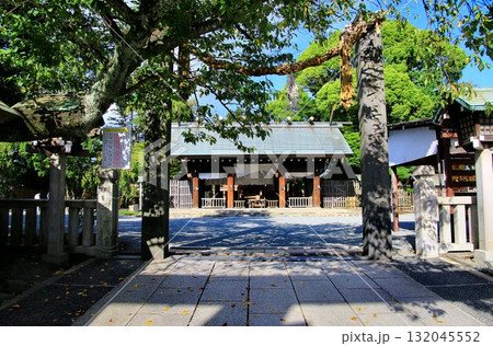 横浜・伊勢山の丘に鎮座する… 桜花が社紋の【伊勢山皇大神宮】 横浜・伊勢山の丘に鎮座する… 桜花が社紋の【伊勢山皇大神宮】 132045552