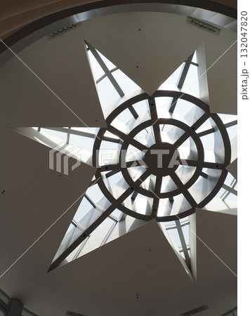 ドバイモール ドバイモール 132047820