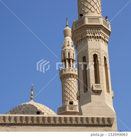 ドバイ ジュメイラ モスク 132049063