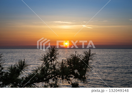 Beautiful sunrise in Samcheok, Gangwon-do 132049148