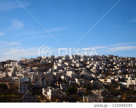 パレスチナ　ヨルダン川西岸 132049295