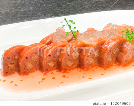 上海料理・桂花糖藕（金木犀の蓮根餅） 132049606