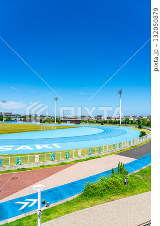 【神奈川県】爽やかな青空が広がる柳島スポーツ公園 132050879