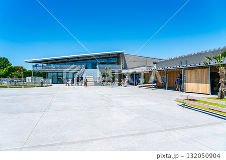 【神奈川県】夏の青空が広がる道の駅湘南ちがさき 【神奈川県】夏の青空が広がる道の駅湘南ちがさき 132050904