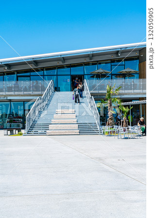 【神奈川県】夏の青空が広がる道の駅湘南ちがさき 132050905