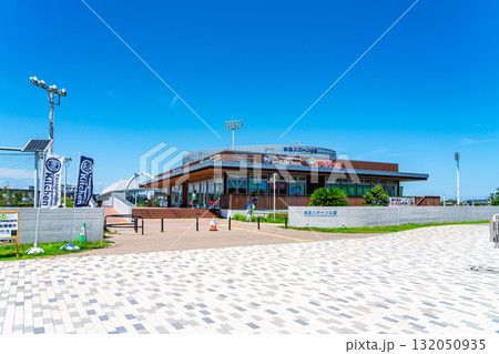 【神奈川県】爽やかな青空が広がる柳島スポーツ公園 132050935