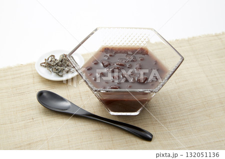 美味しそうな冷やしぜんざいのイメージ 美味しそうな冷やしぜんざいのイメージ 132051136