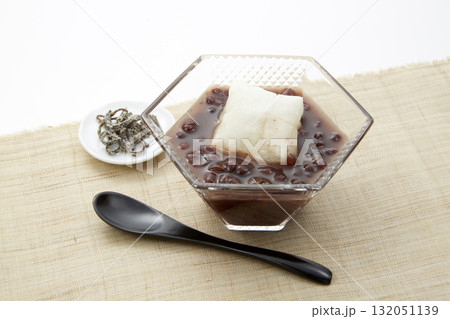 美味しそうな冷やしぜんざいのイメージ 美味しそうな冷やしぜんざいのイメージ 132051139