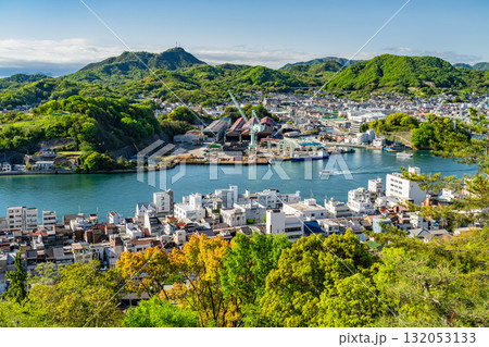 《広島県》尾道の街並み全景・丘の上の眺望 《広島県》尾道の街並み全景・丘の上の眺望 132053133