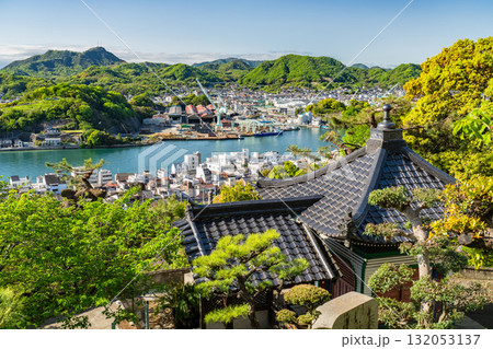 《広島県》尾道の街並み全景・丘の上の眺望 132053137