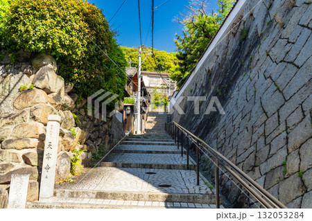 《広島県》尾道・坂の街の風景 132053284